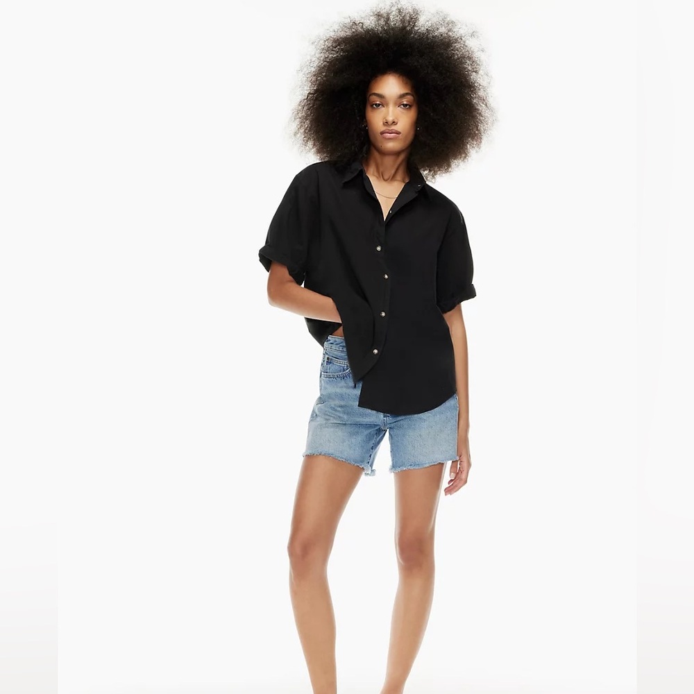 Aritzia Denim Forum Jane Shirt XS Fuchsia